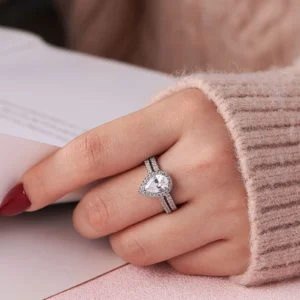 Newshe 2 Pieces Tear Drop Shape Engagement Ring Wedding Band for Women 925 Silver Bridal Jewelry High Grade Cubic Zircons